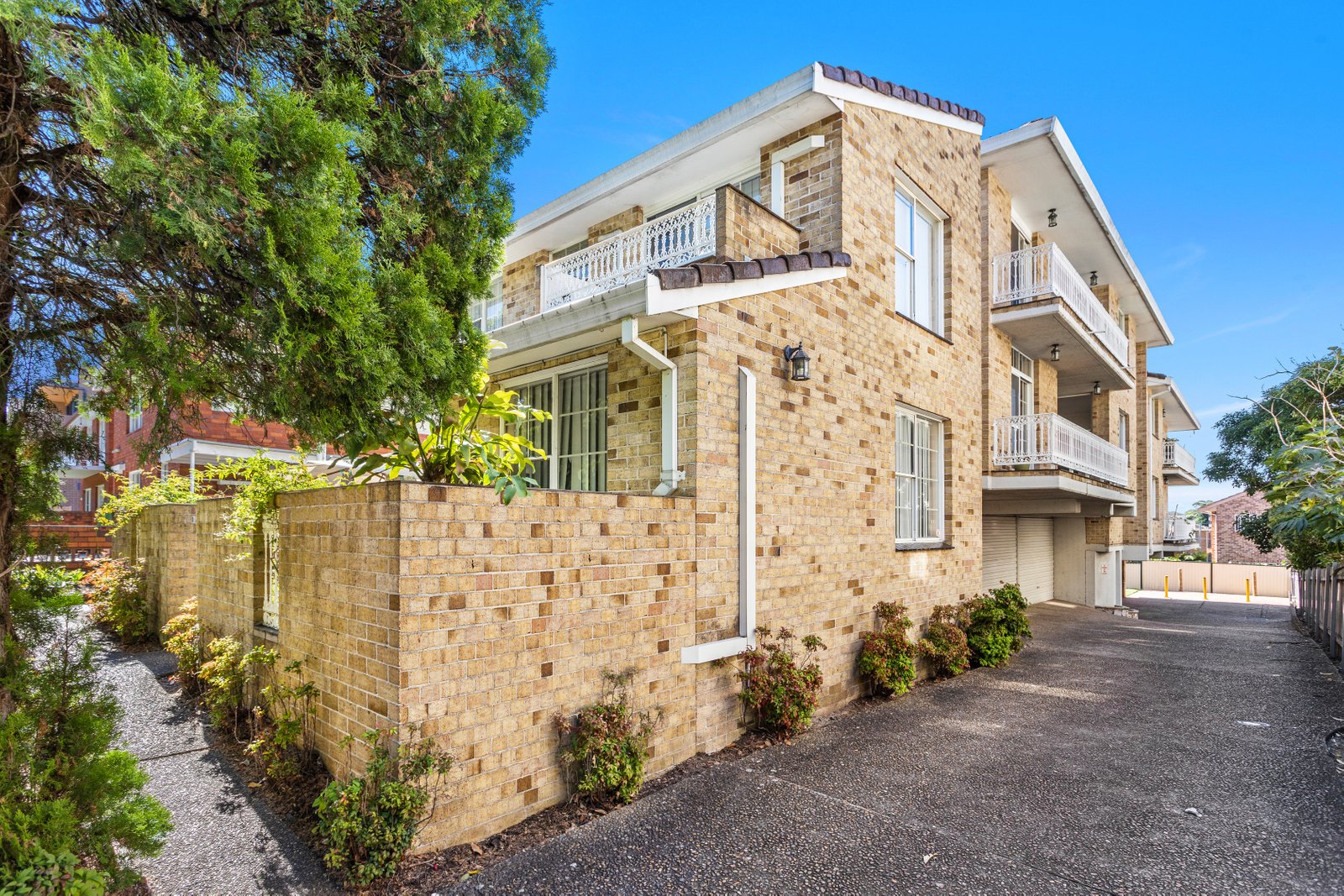 3/44 The Avenue HURSTVILLE 6