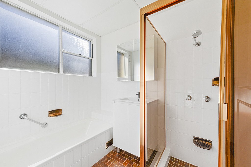 3/44 The Avenue HURSTVILLE 5