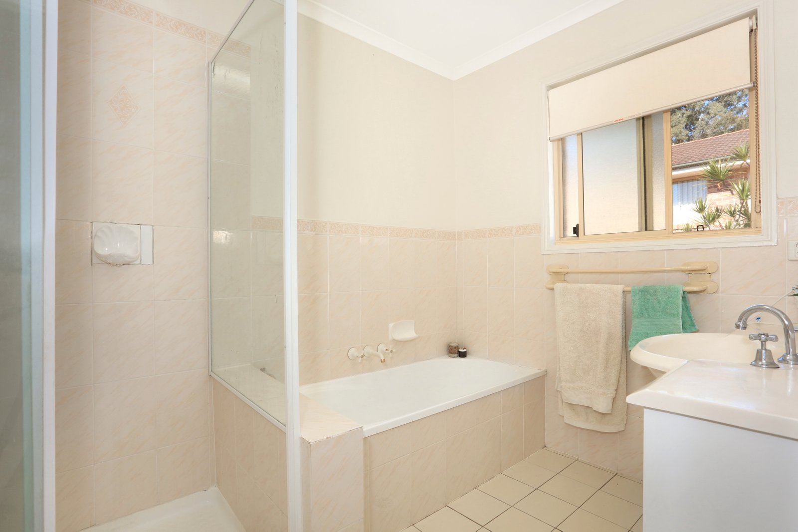 34/402 Pine Ridge Road COOMBABAH 11