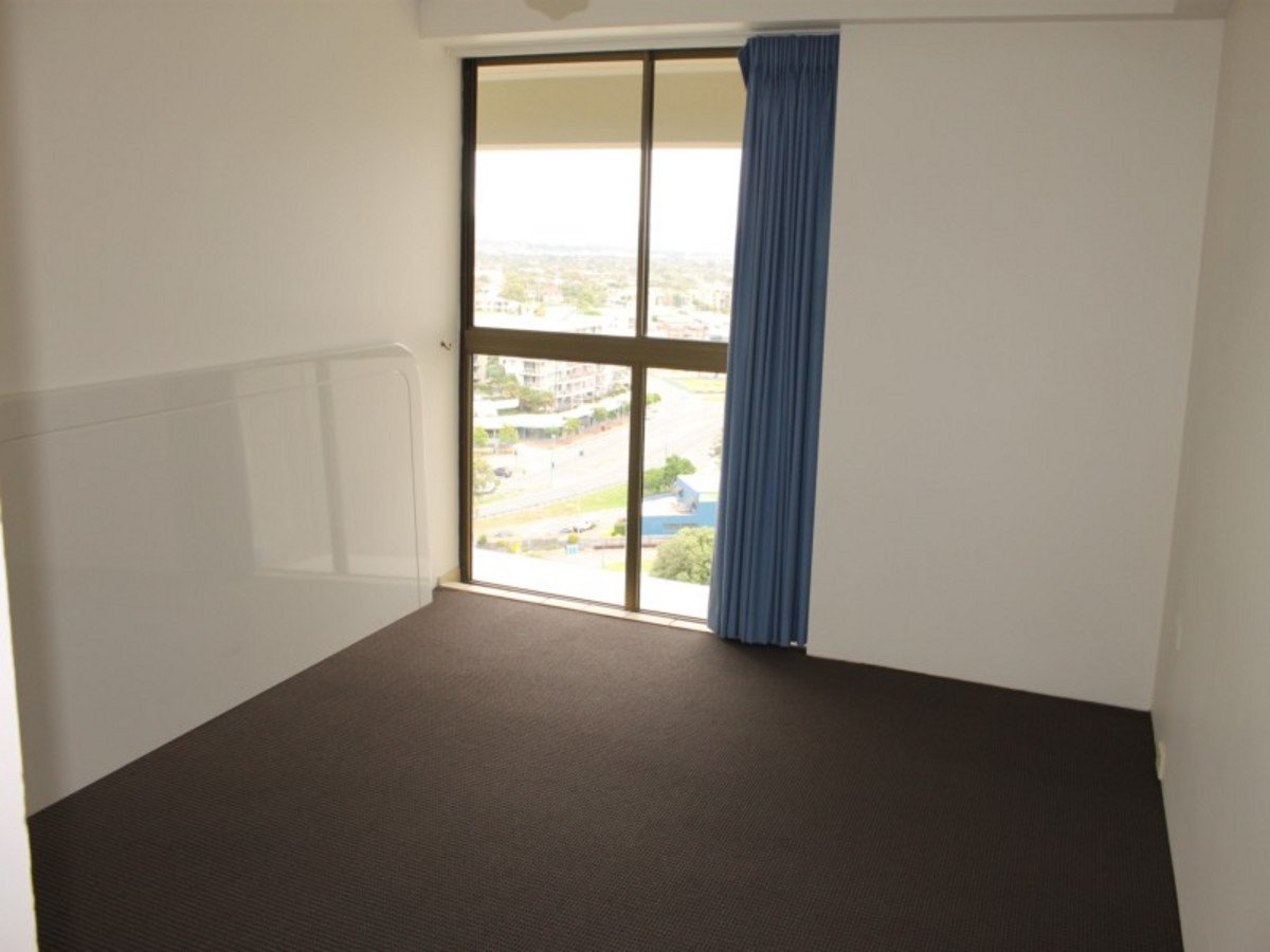 34/45 Hayle Street BURLEIGH HEADS 7