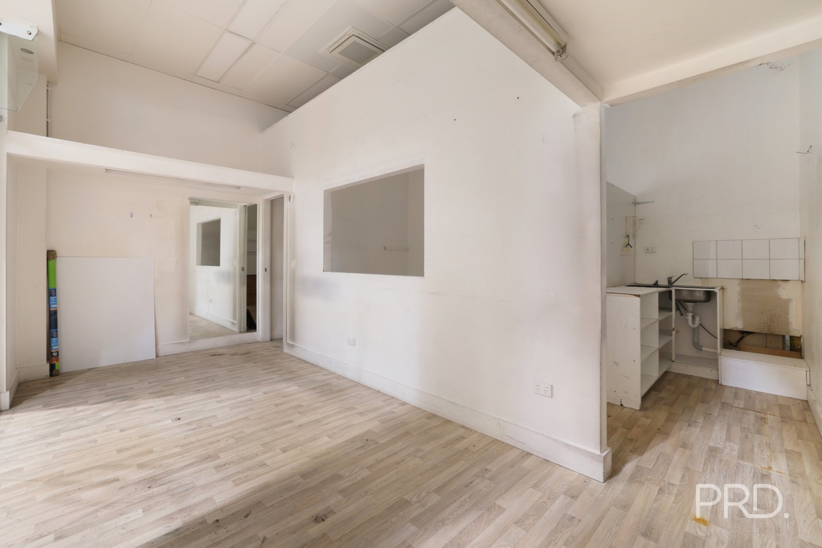 345-351 Peel Street TAMWORTH 14