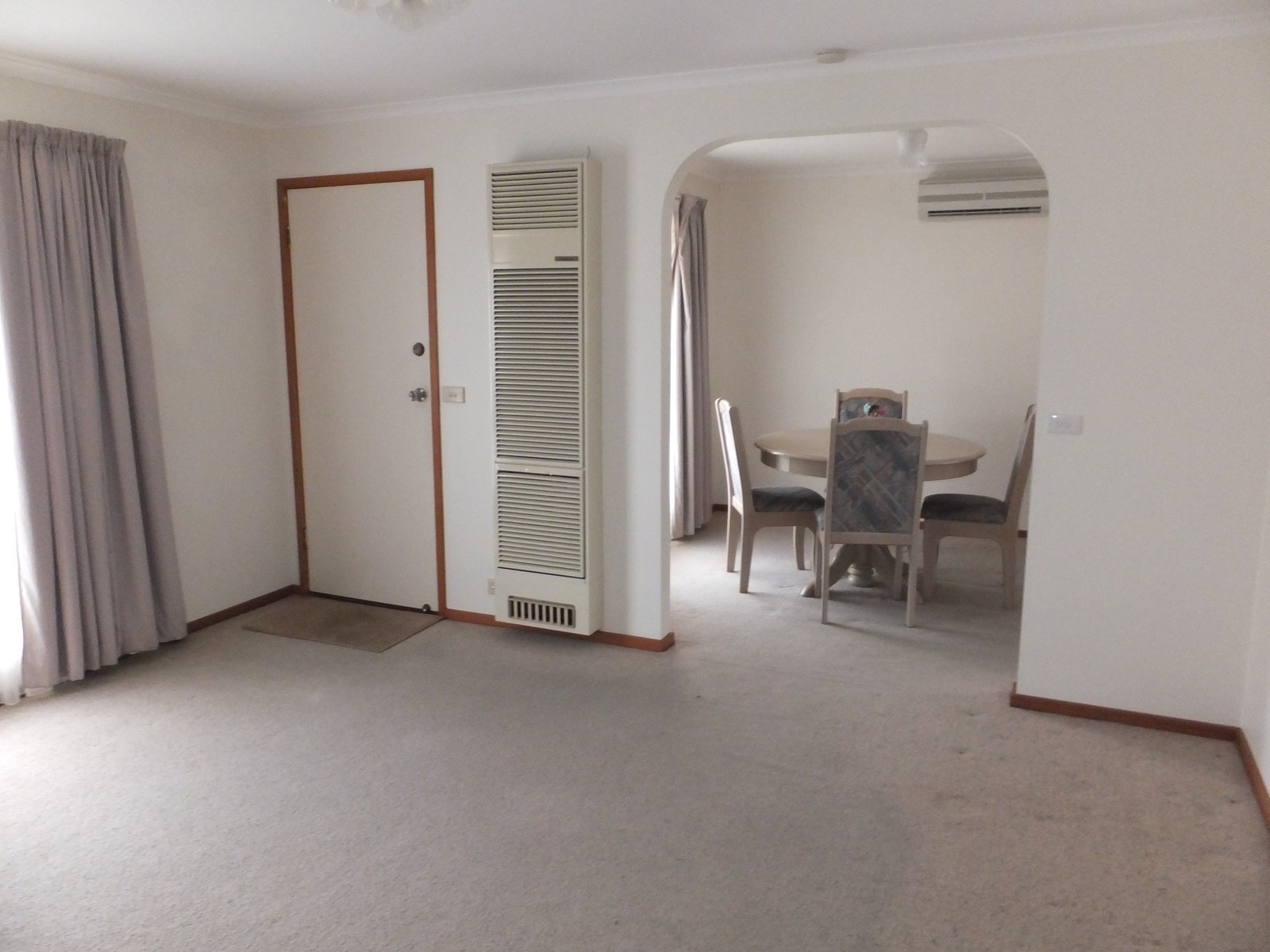 Gallery: 3/45 Burdoo Drive
