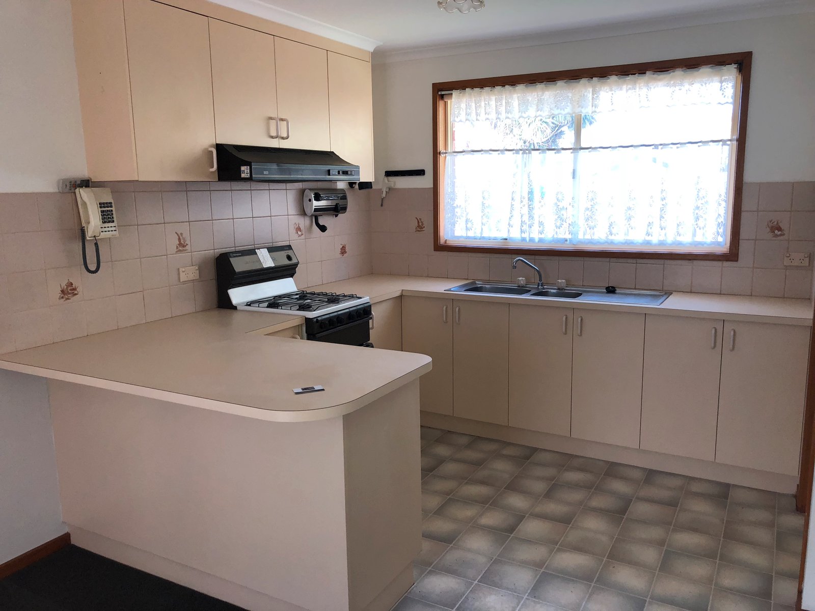Gallery: 3/45 Burdoo Drive