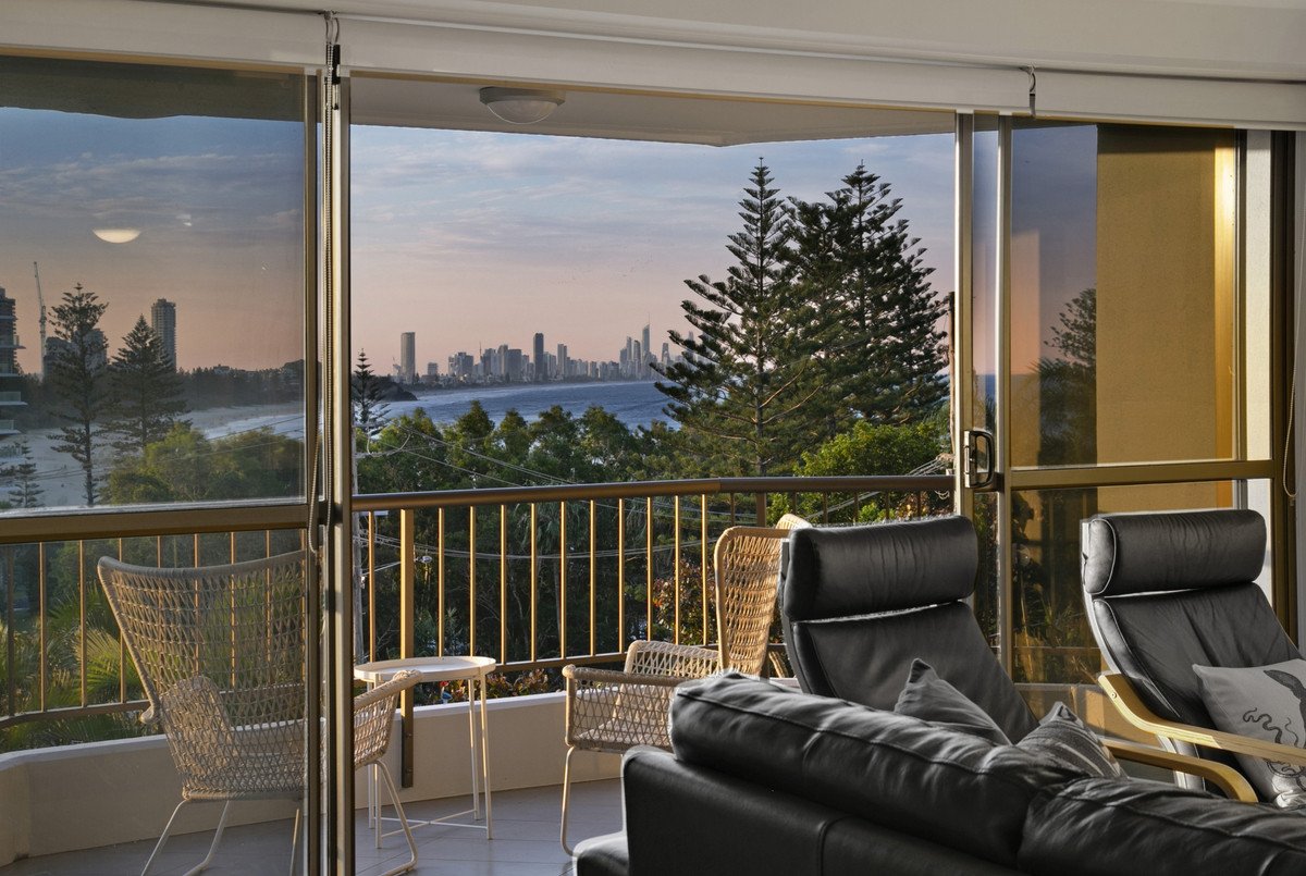 3/45 Hayle Street Burleigh Heads 6