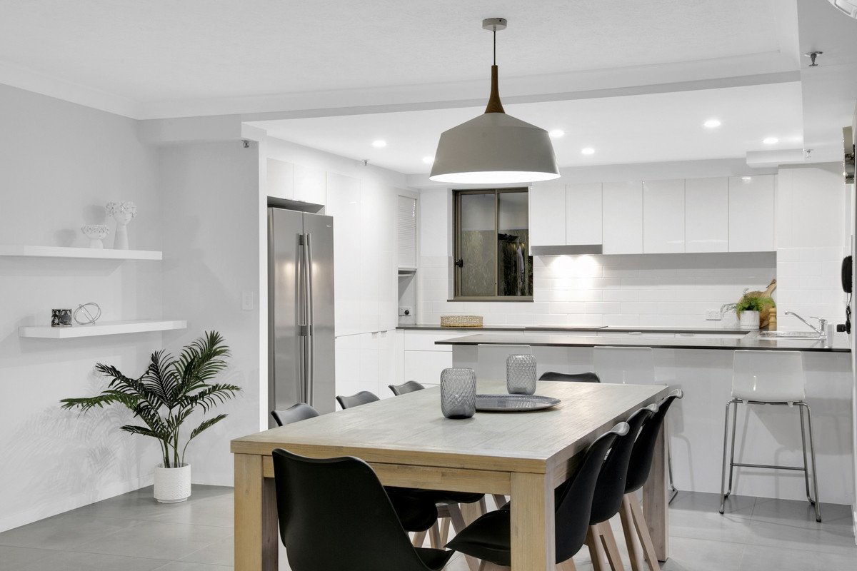 3/45 Hayle Street Burleigh Heads 9