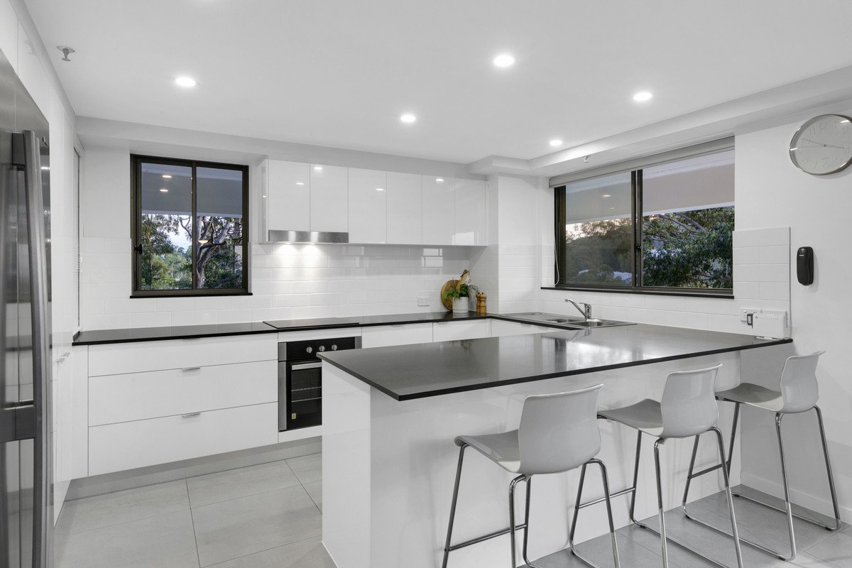 3/45 Hayle Street Burleigh Heads 10