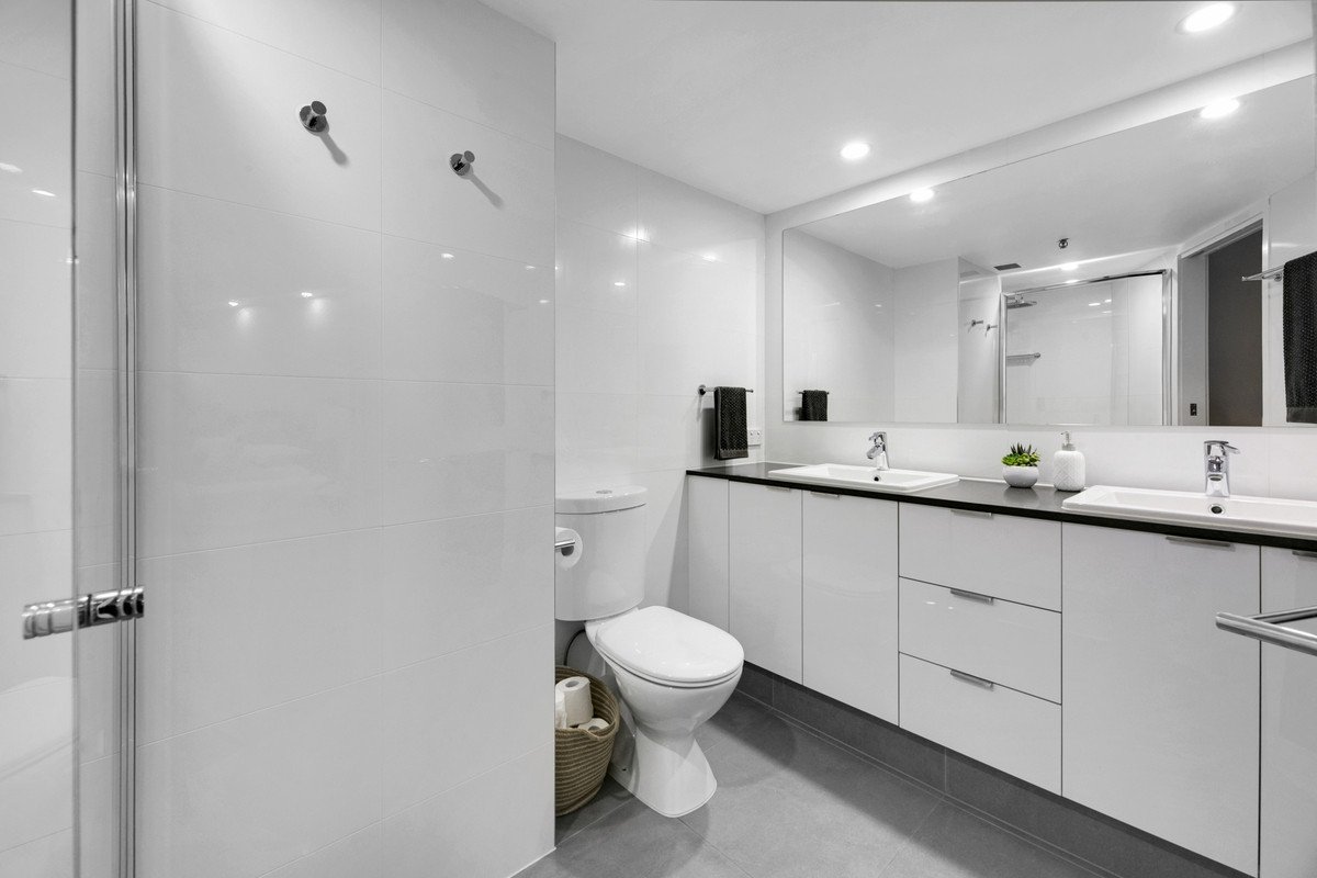 3/45 Hayle Street Burleigh Heads 18