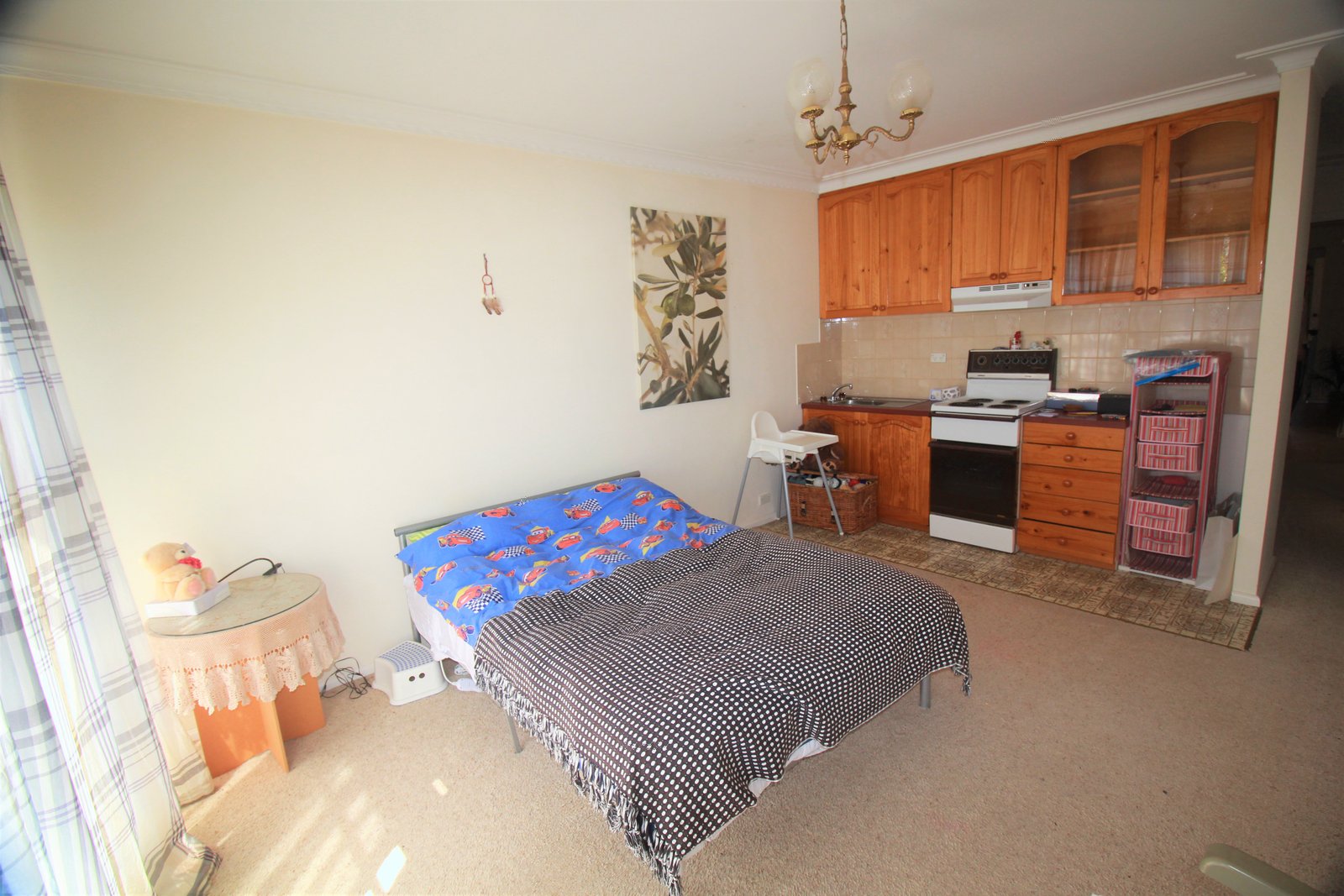 Gallery: 345 McKinnon Road