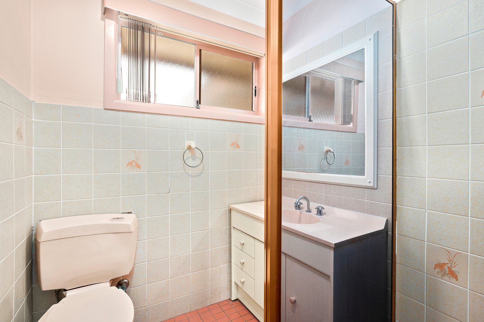 345 Northcliffe Drive, Berkeley NSW 2506