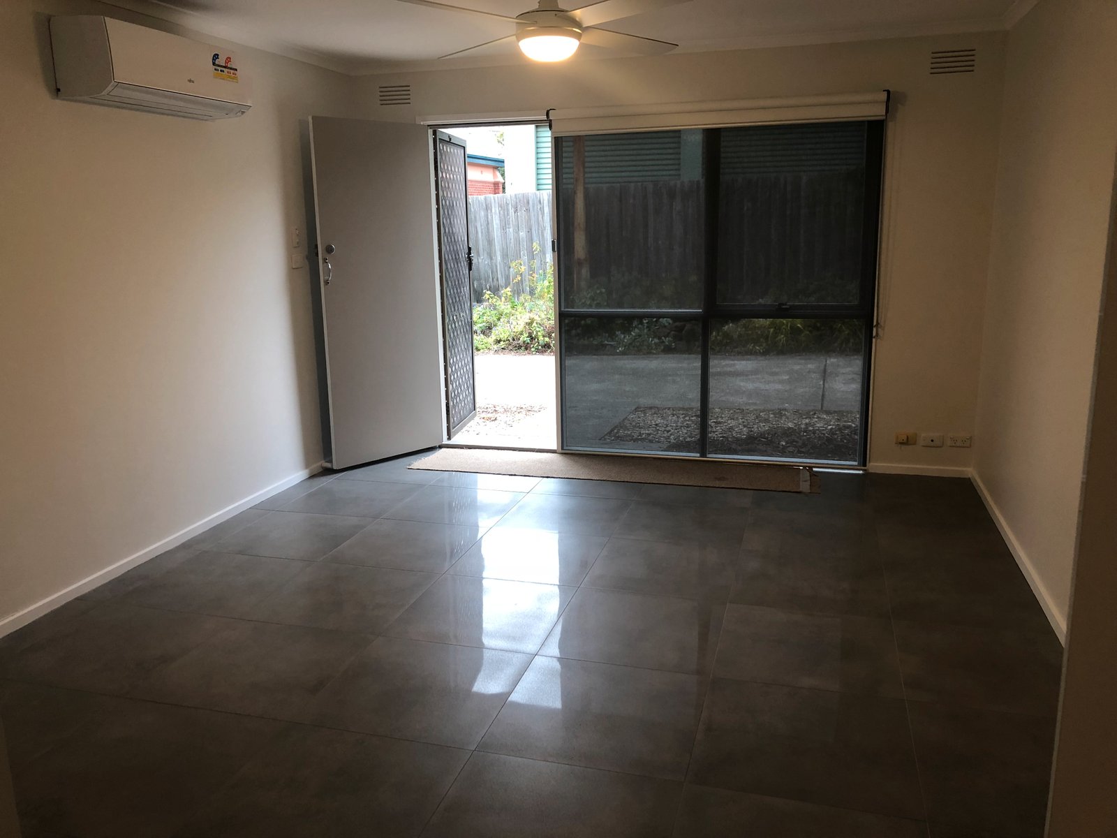 Gallery: 3/45 Skene Street