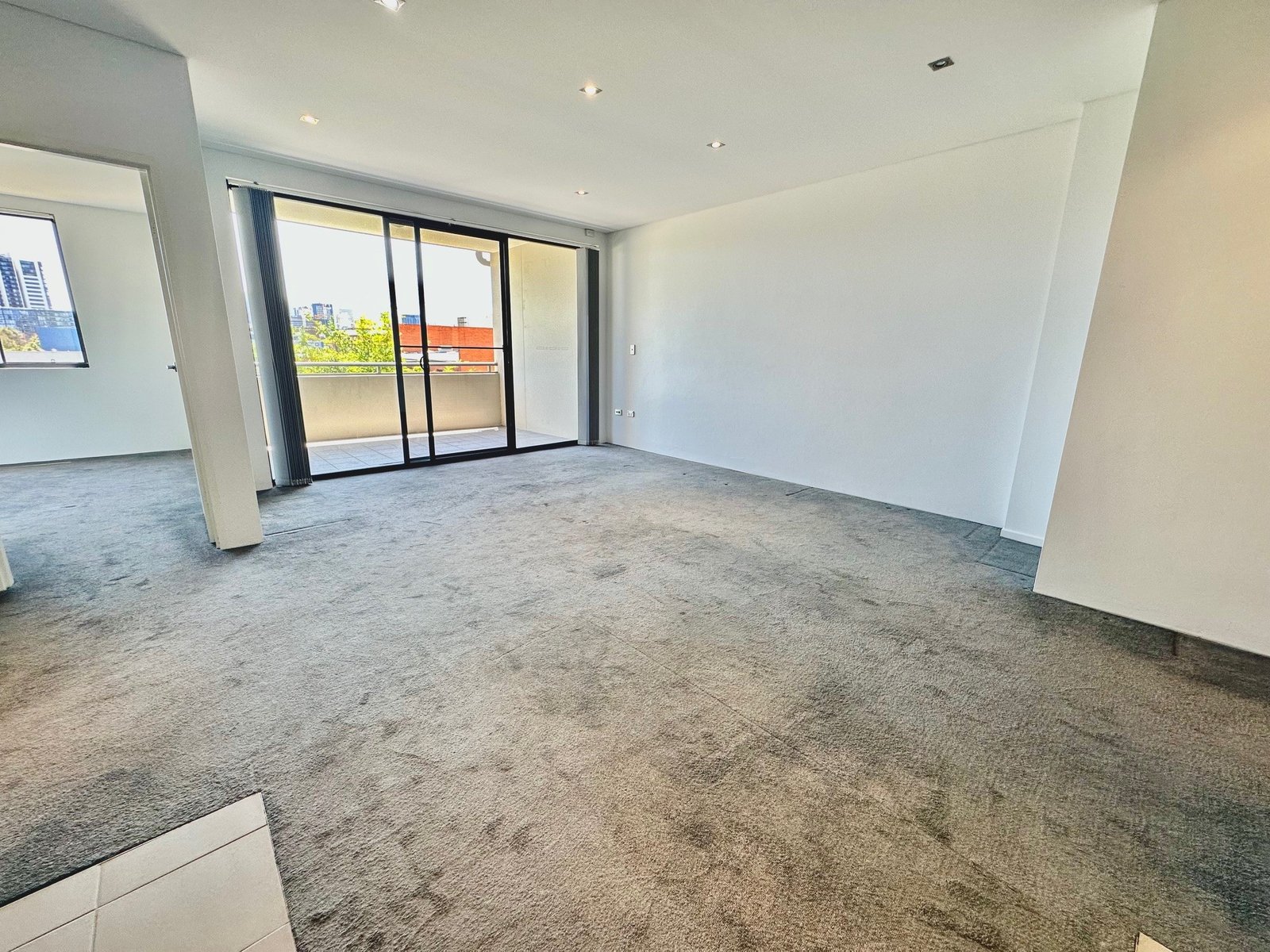 34/52-60 Renwick Street REDFERN 4