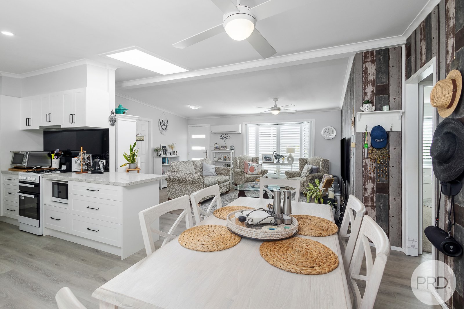 34/536 Gan Gan Road ONE MILE 9