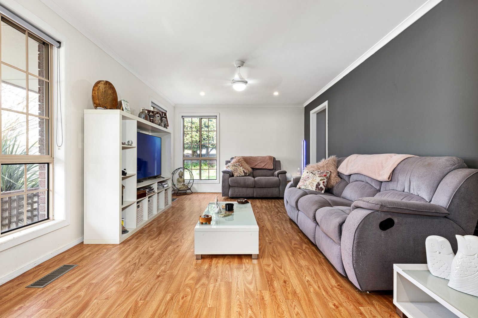 Gallery: 345A Humffray Street North