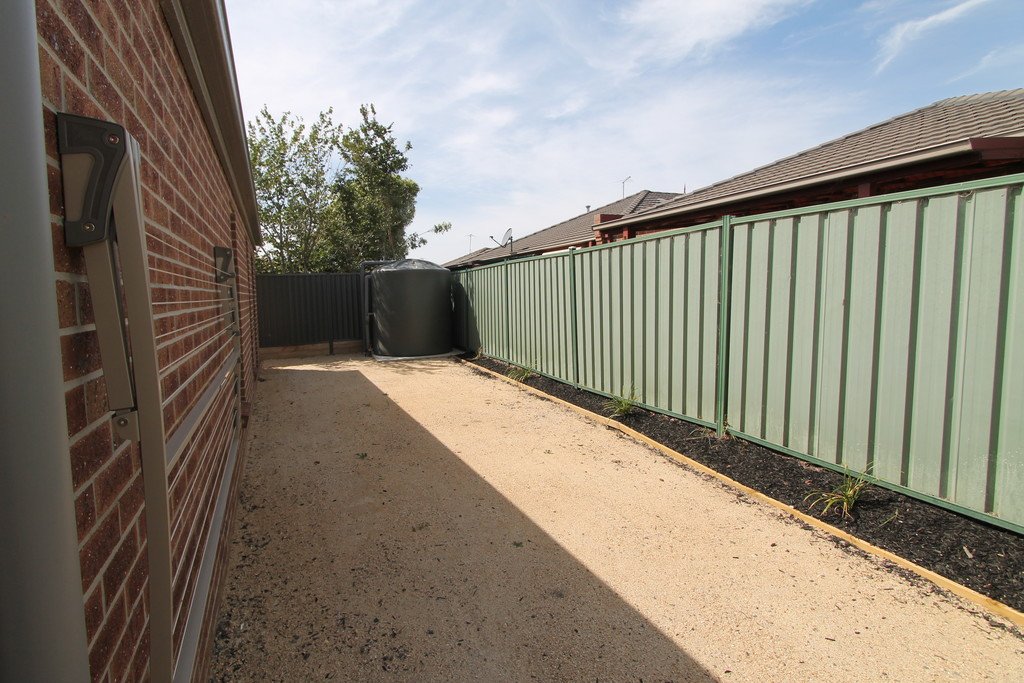 3/46 Bridge Street SEBASTOPOL 11