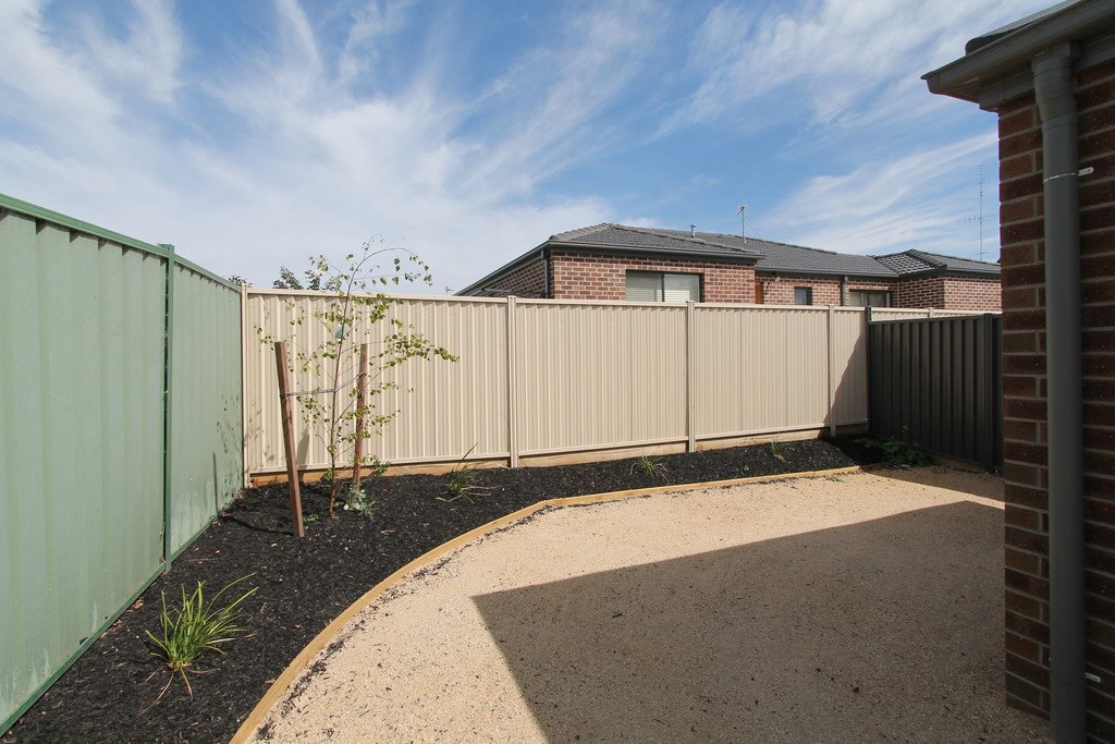 3/46 Bridge Street SEBASTOPOL 16
