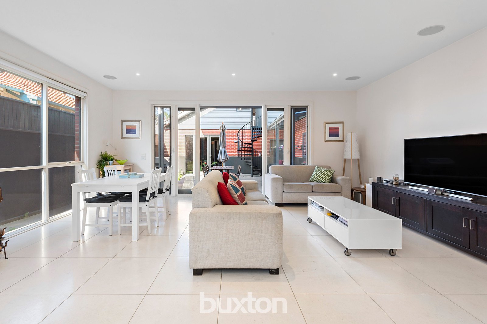 Gallery: 346 Hampton Street