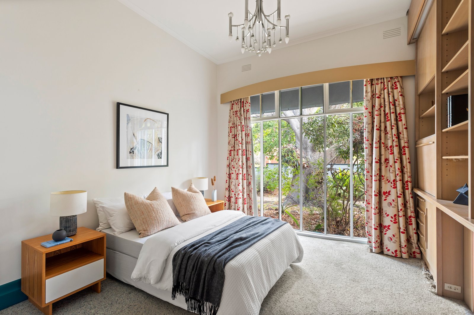 Real Estate and Property in 346 Kooyong Road, Caulfield South, VIC