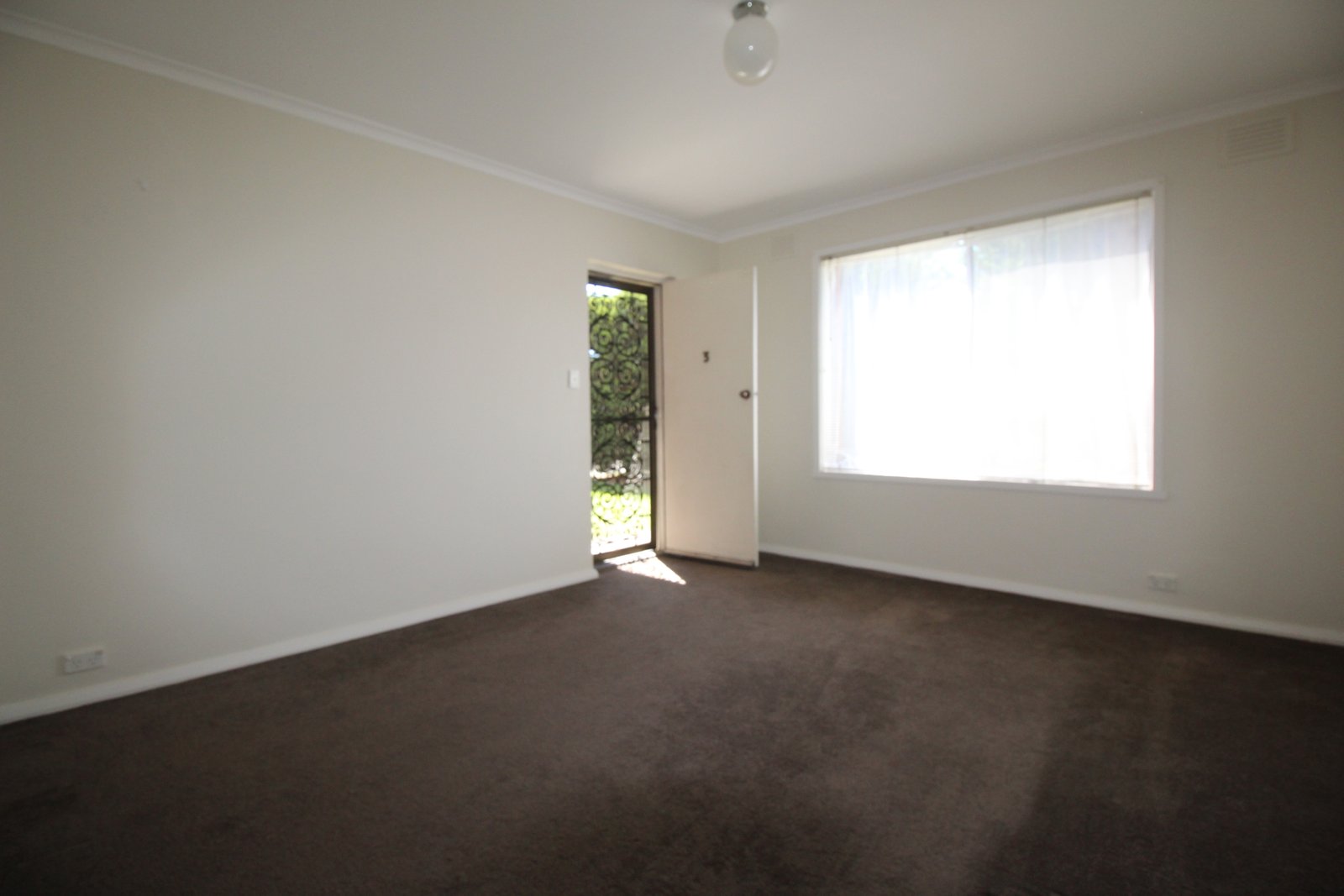 Gallery: 3/46 Riviera Street
