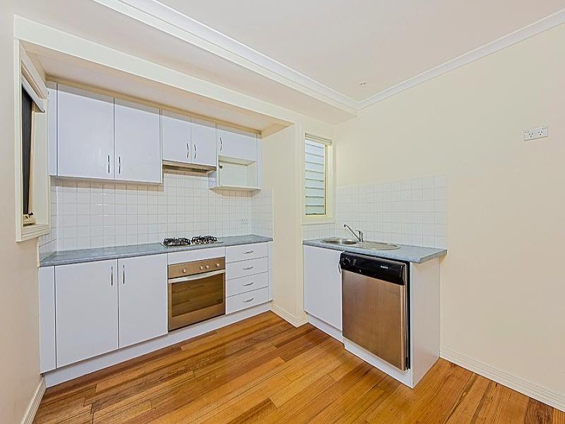 Gallery: 346 Ross Street