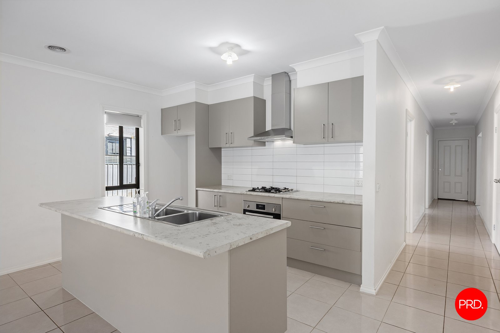 347 High Street GOLDEN SQUARE 4