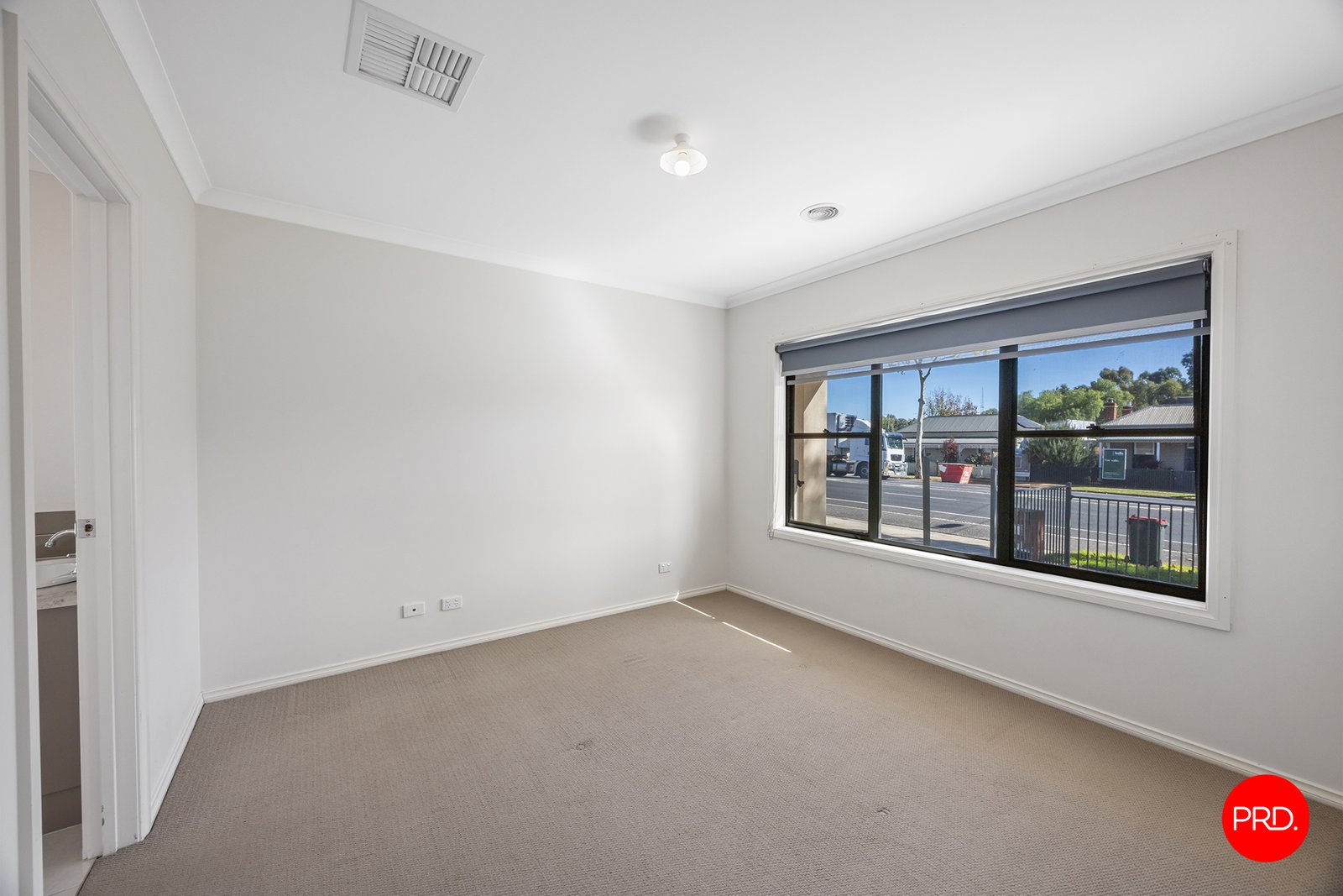 347 High Street GOLDEN SQUARE 6