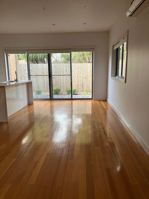 Gallery: 3/47 Stenhouse Avenue