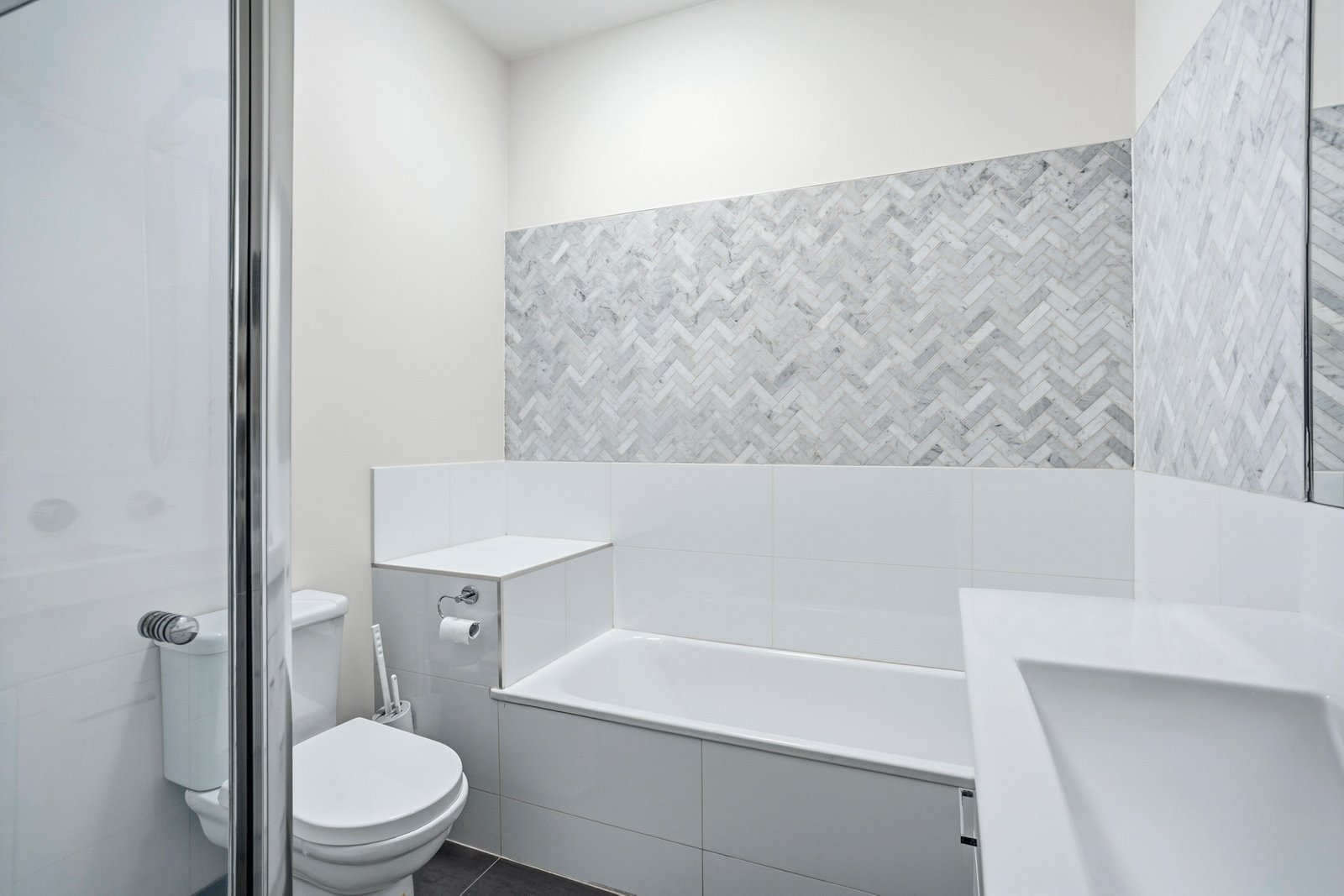 Gallery: 3/47 Stenhouse Avenue