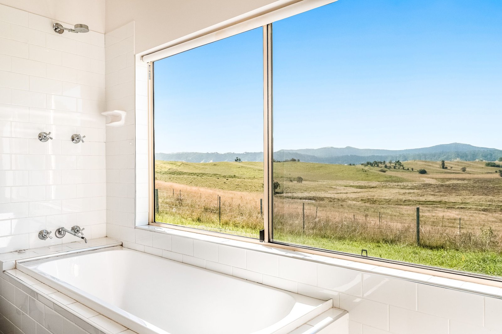 347 Summerland Way KILGRA 22