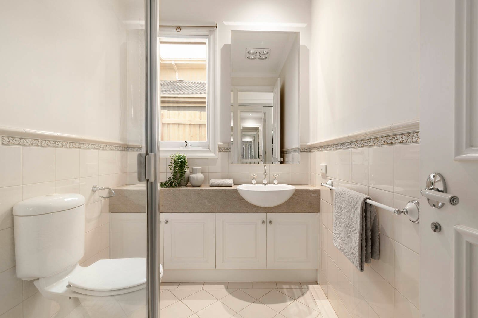 Real Estate and Property in 3/47 Weir Street, Balwyn, VIC