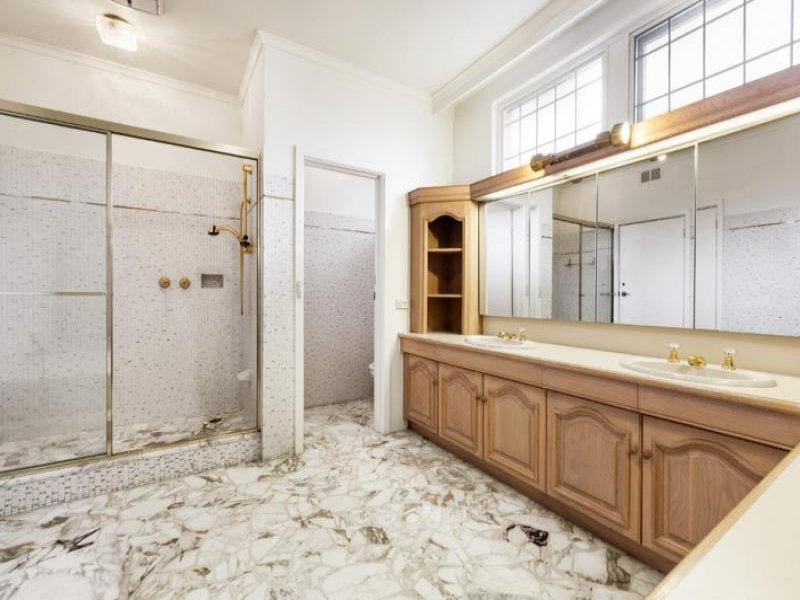 Real Estate and Property in 3/48 Albany Road, Toorak, VIC