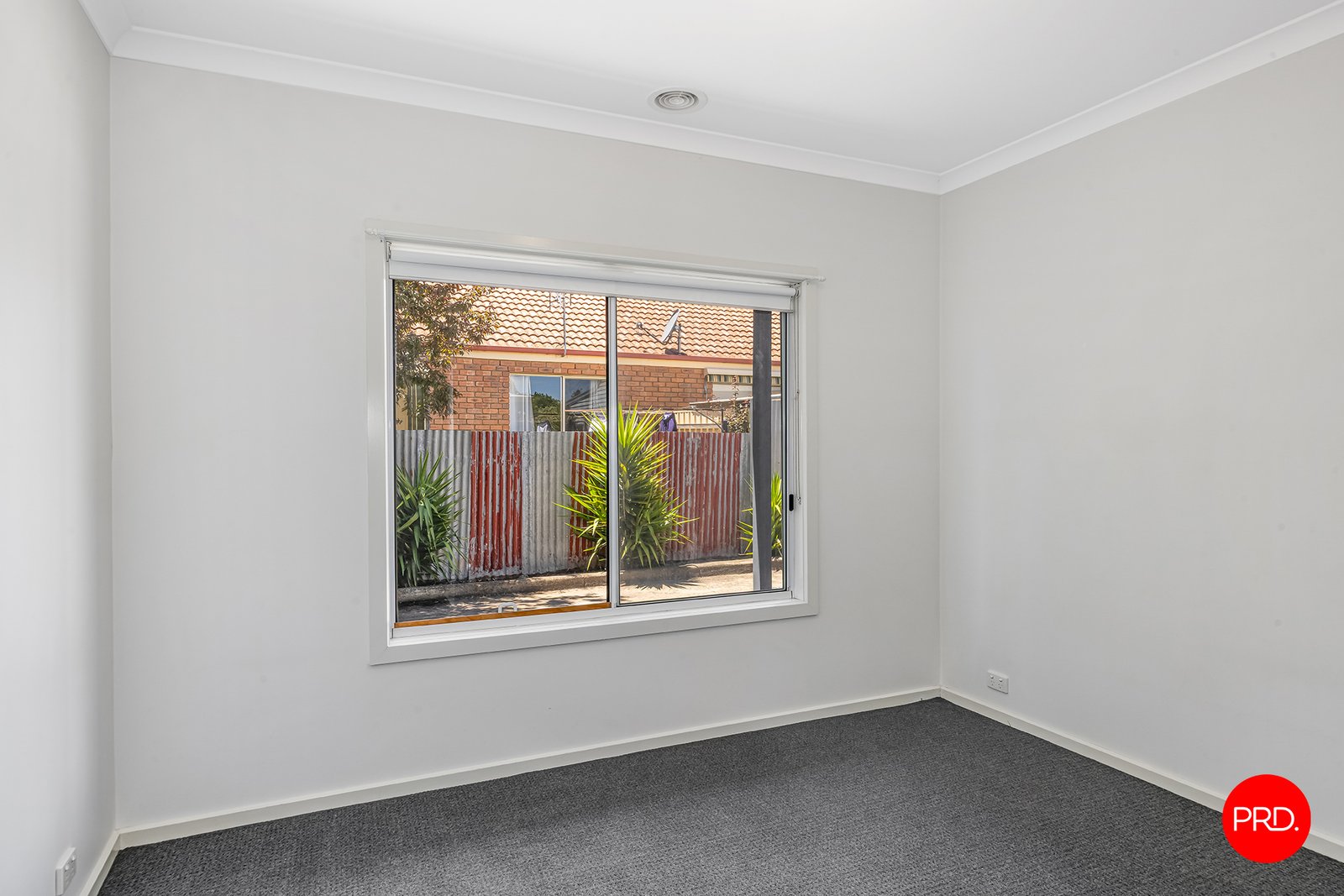 3/48 Baynton St  KYNETON 6