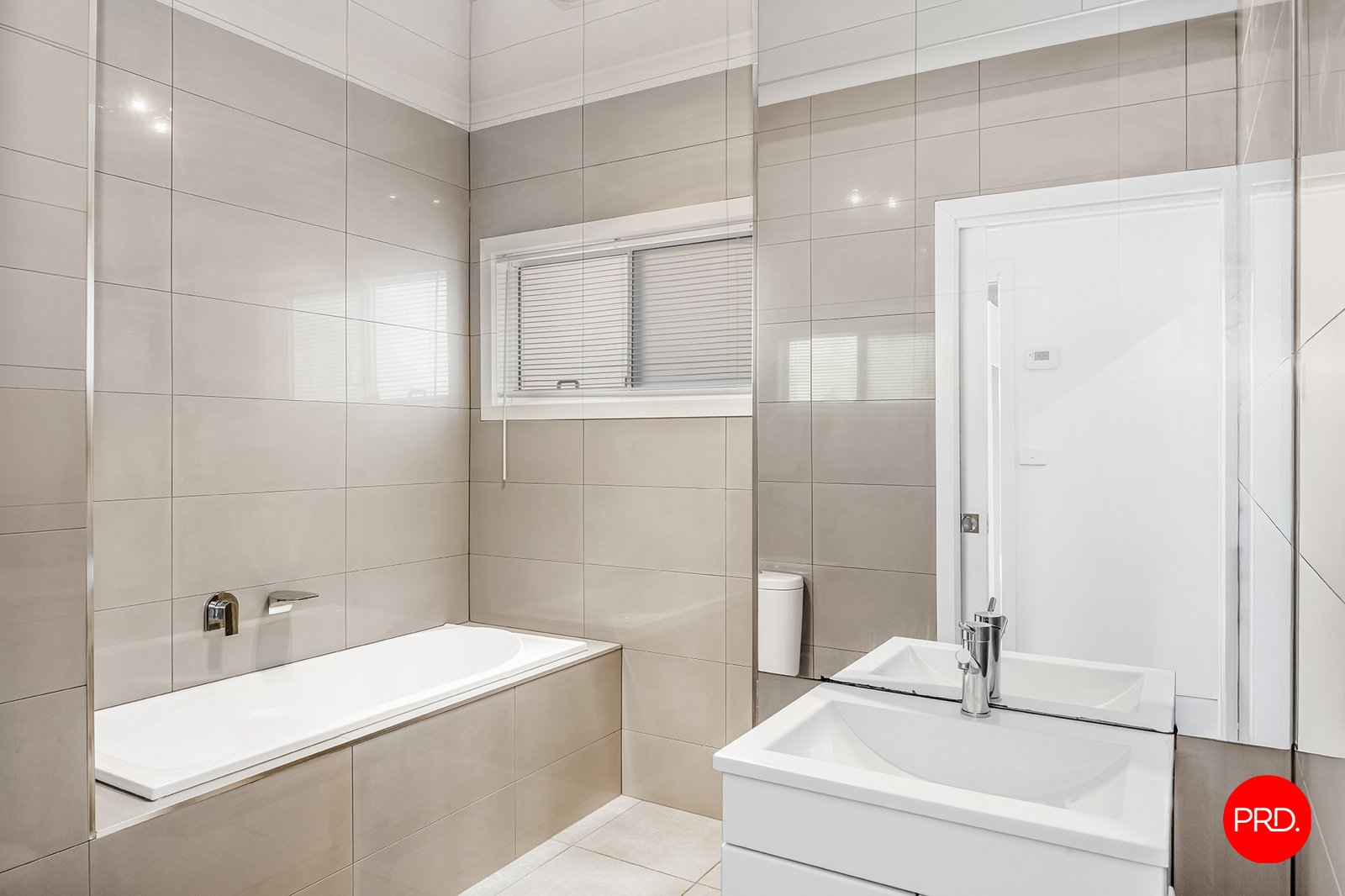 3/48 Baynton Street KYNETON 8