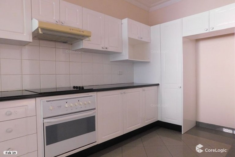 3/48 Millett St  HURSTVILLE 3