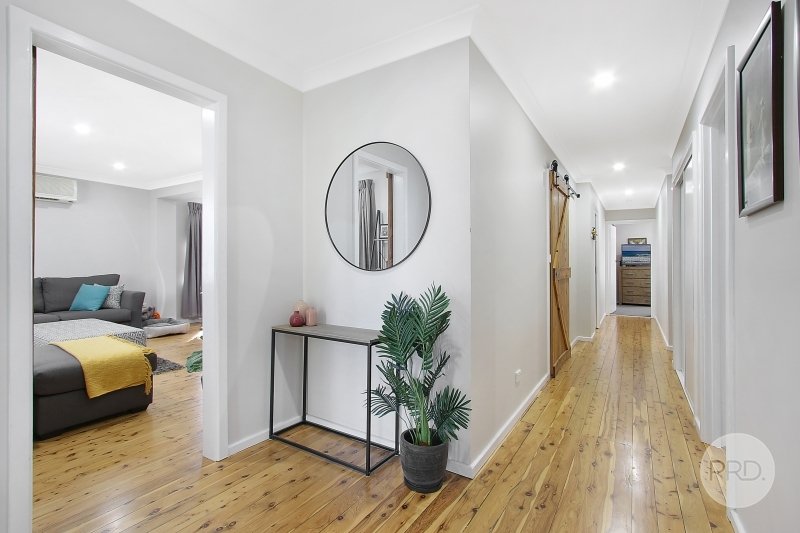 348 Shirleen Crescent LAVINGTON 2