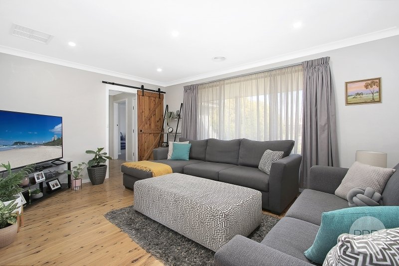 348 Shirleen Crescent LAVINGTON 4