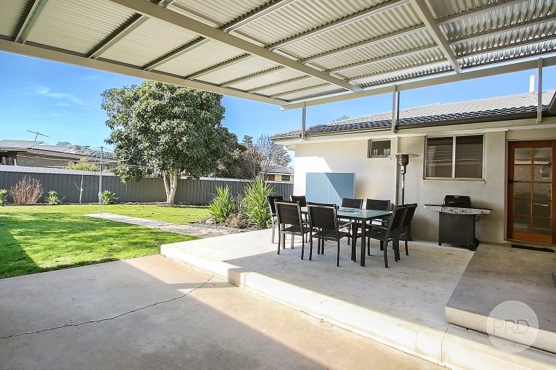 348 Shirleen Crescent LAVINGTON 14