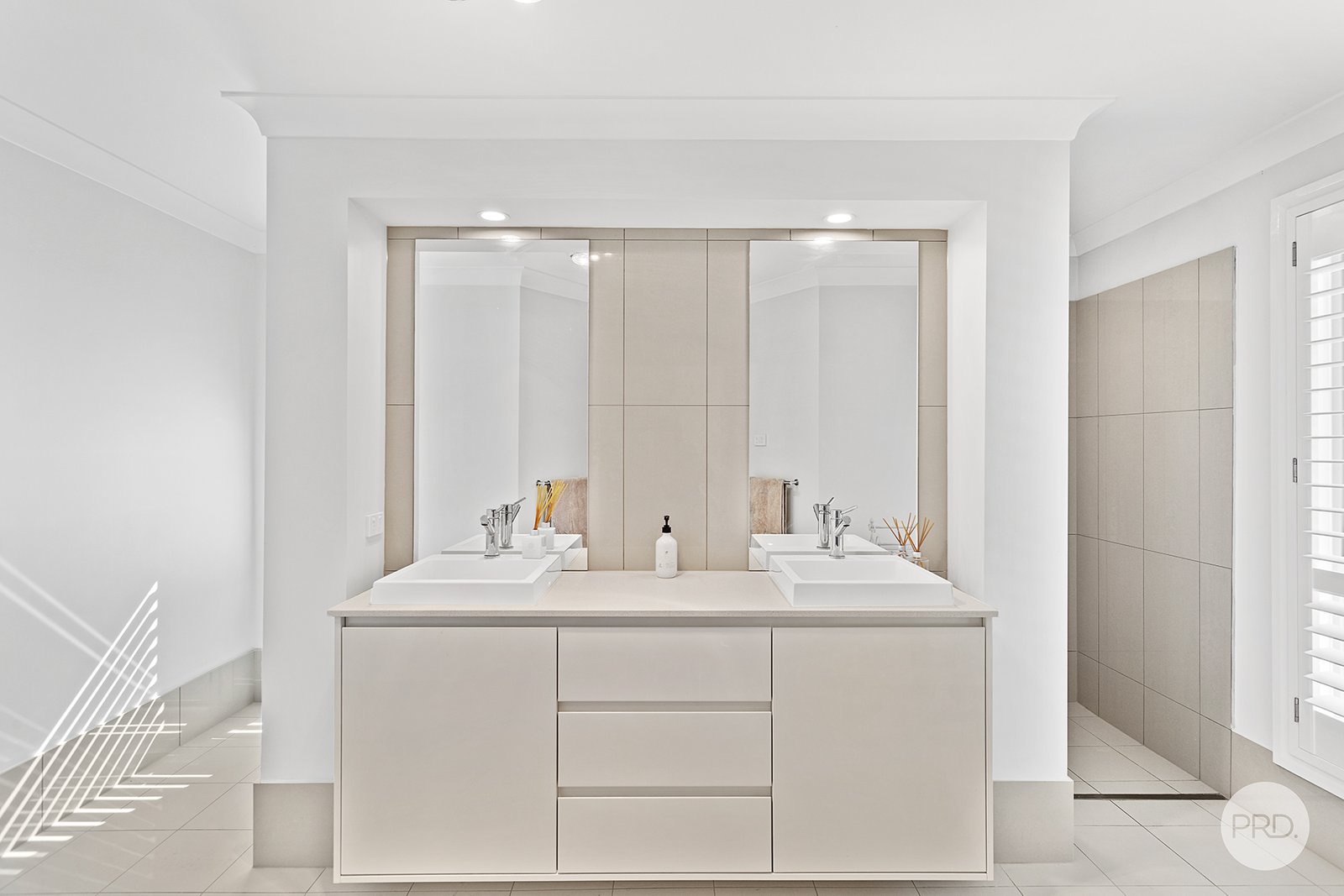 348 Wanda Avenue SALAMANDER BAY 27