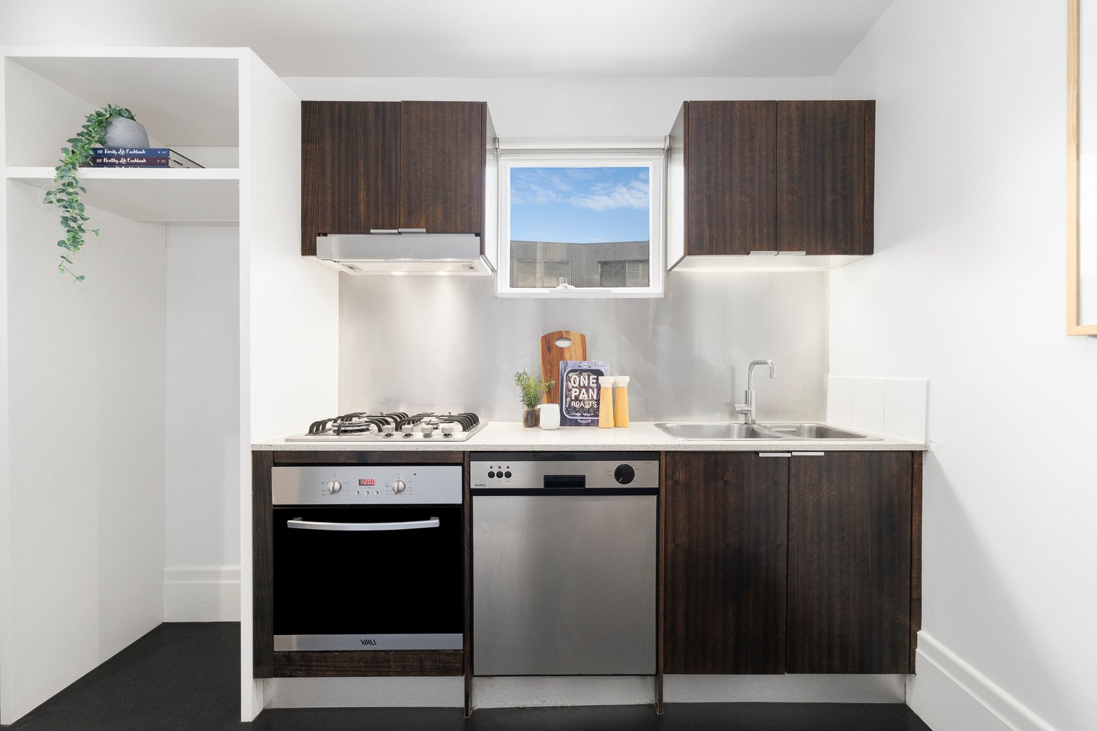Gallery: 3/48 Waterloo Crescent