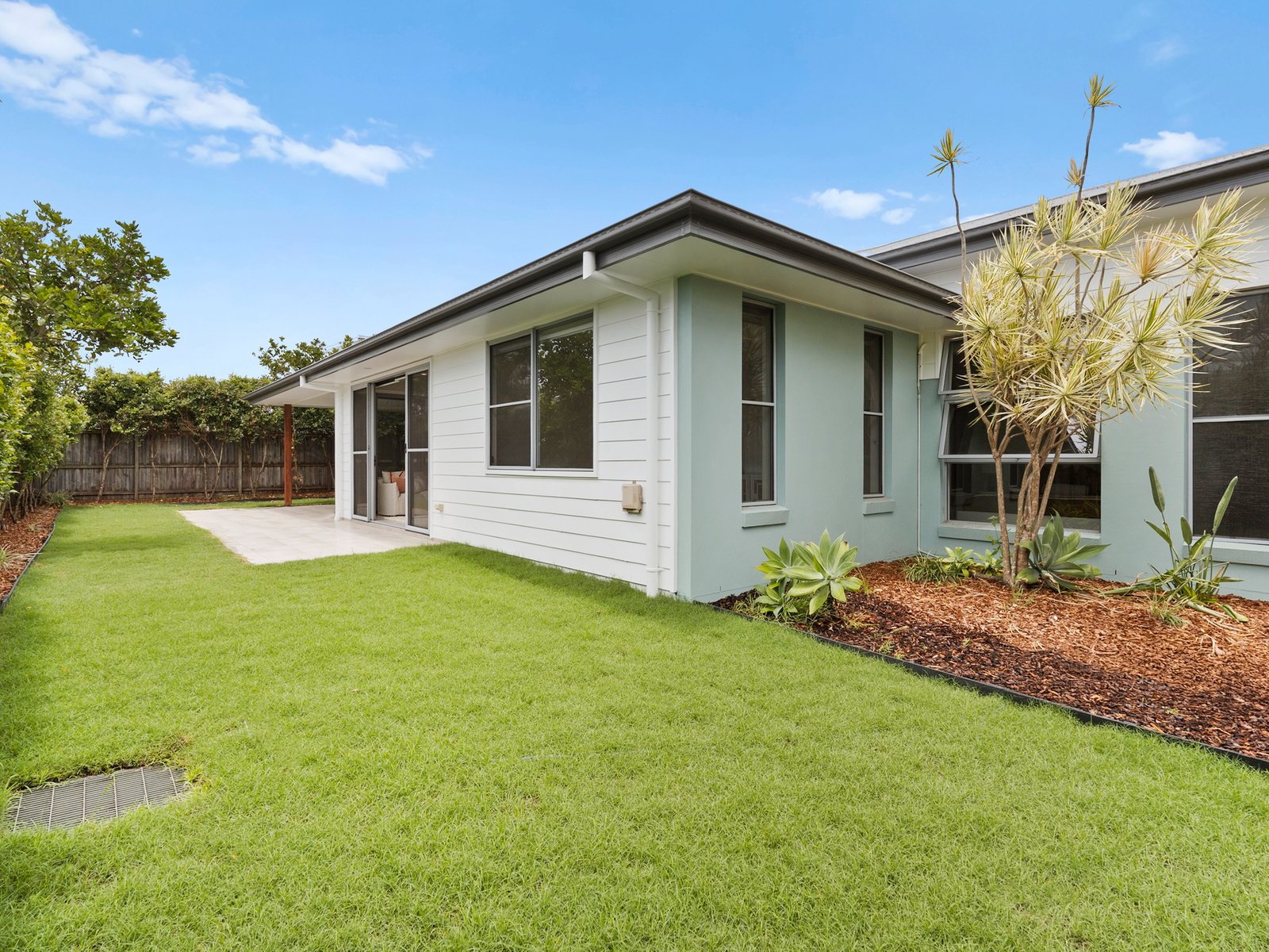 349 Casuarina Way KINGSCLIFF 28