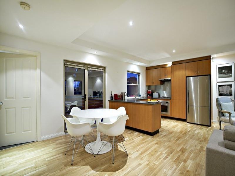 Gallery: 349 Ferrars Street