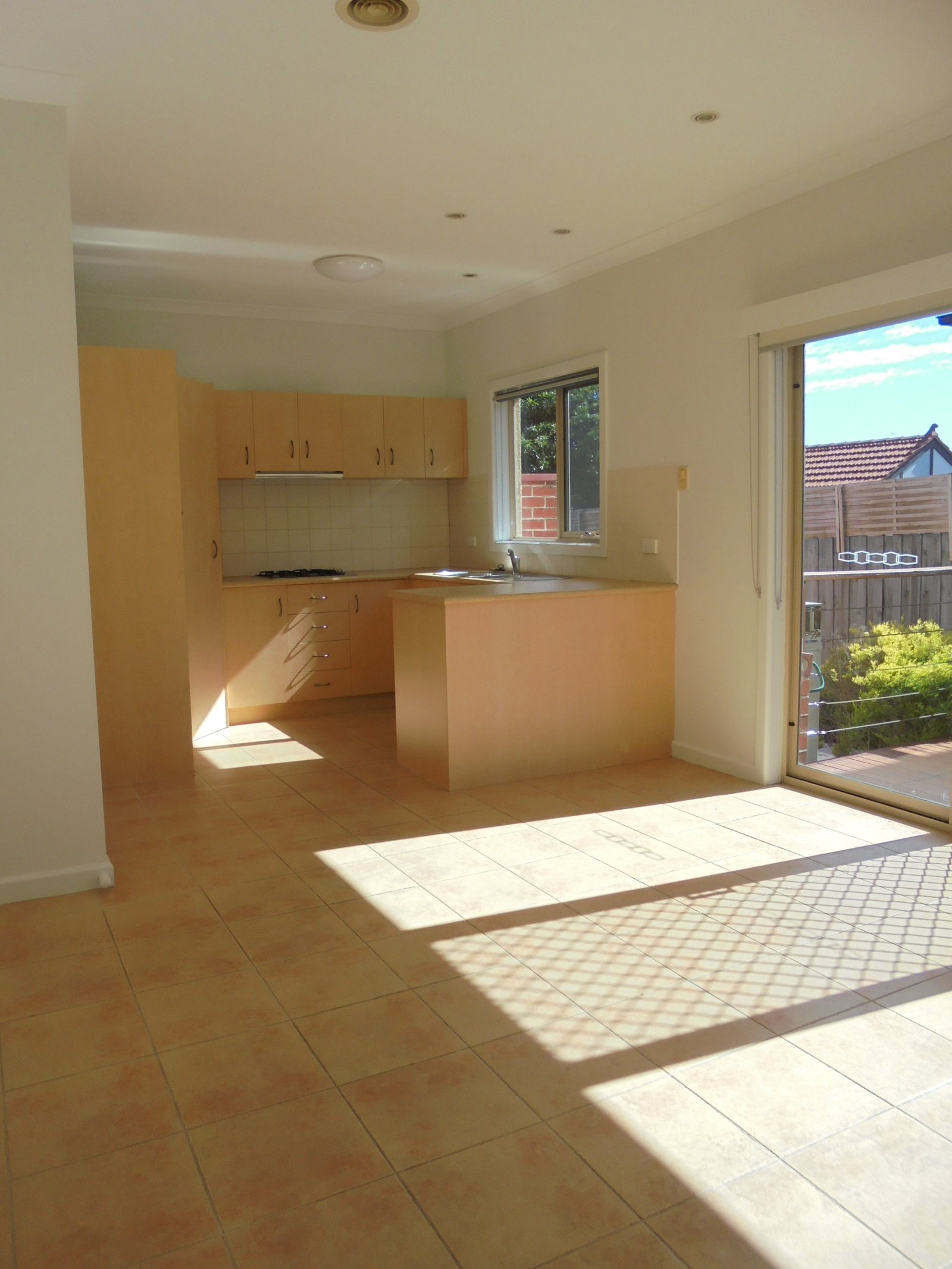 Gallery: 3/49 Latrobe Street