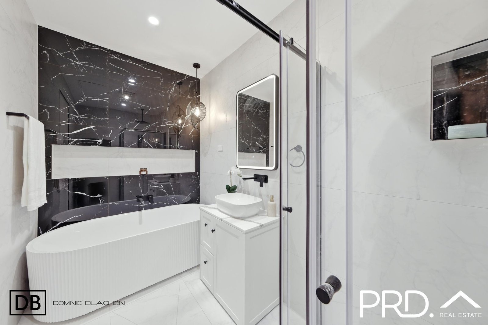 34a Amiens Avenue MILPERRA 16