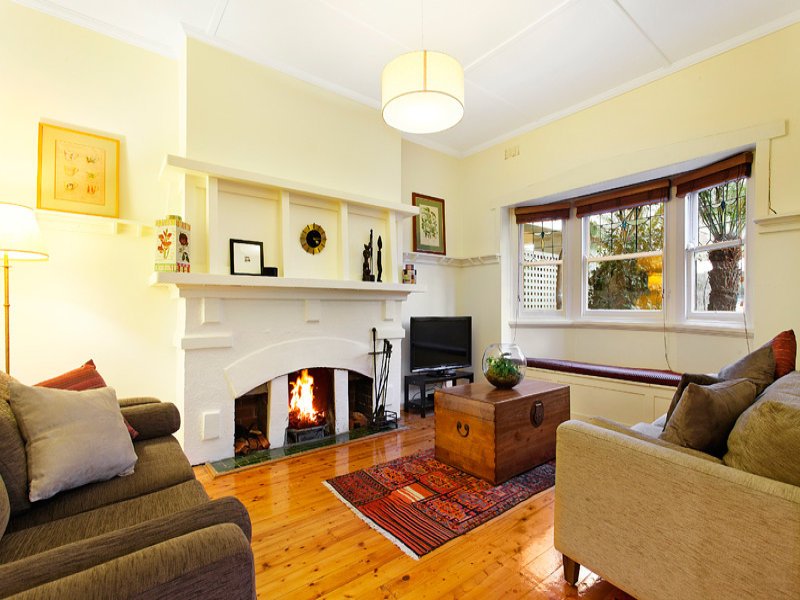 Gallery: 34A Broadway