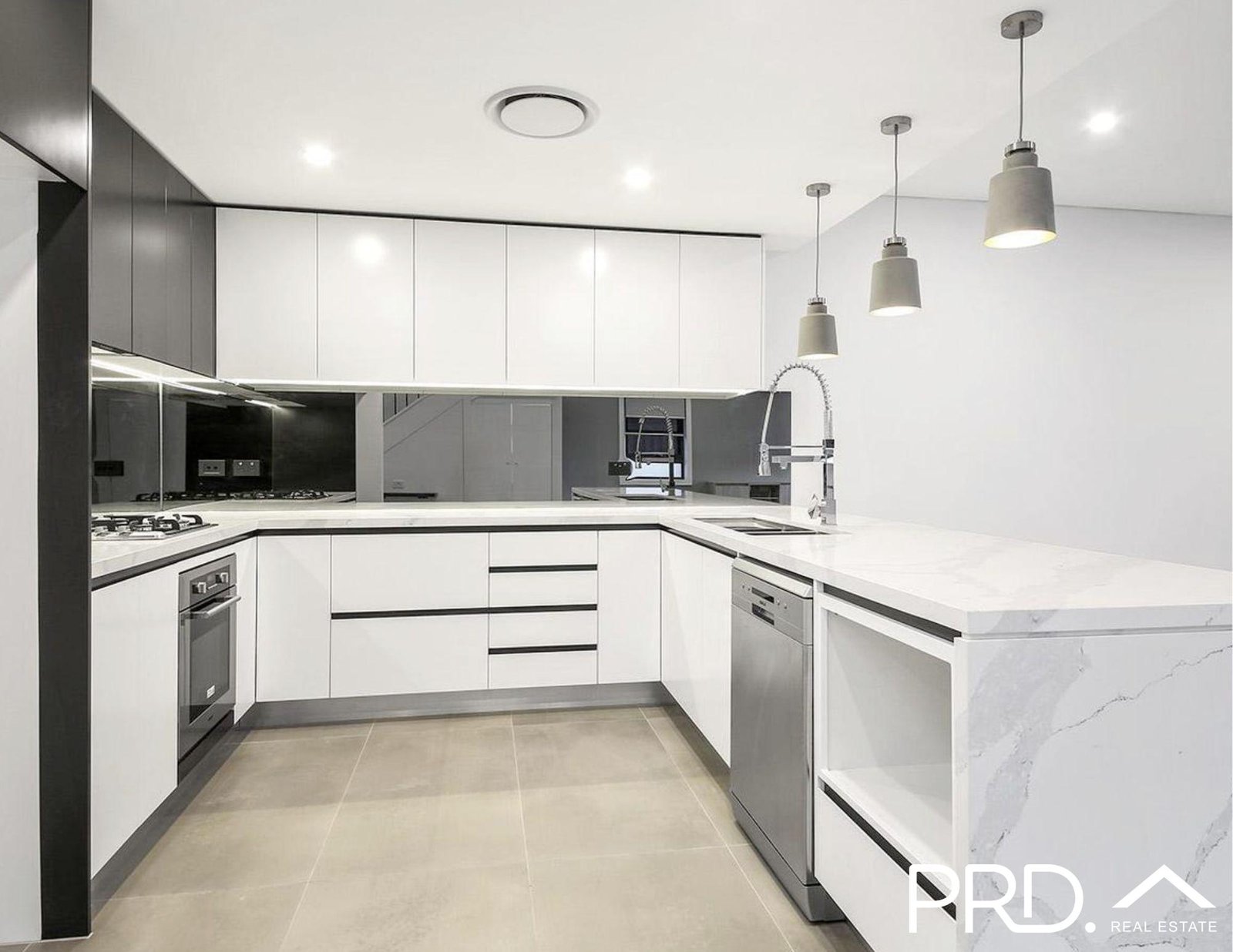 34a Dernancourt Parade MILPERRA 3