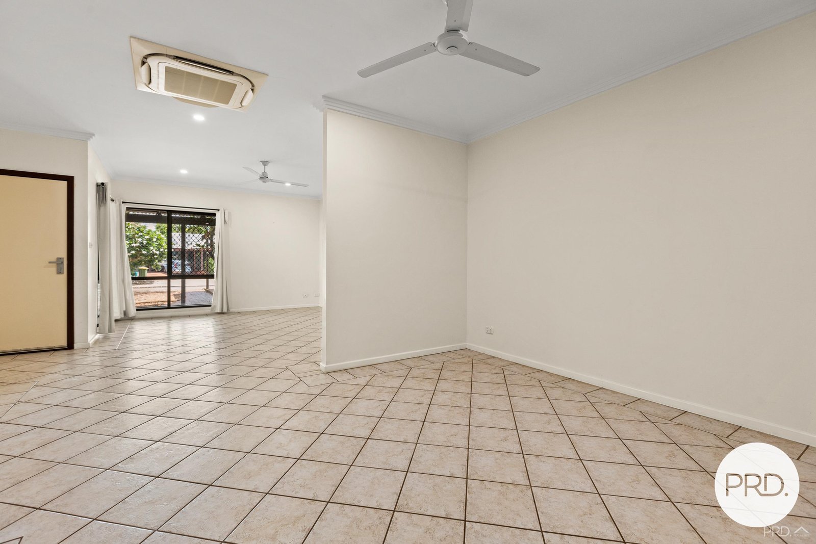 34b Glenister Loop CABLE BEACH 6