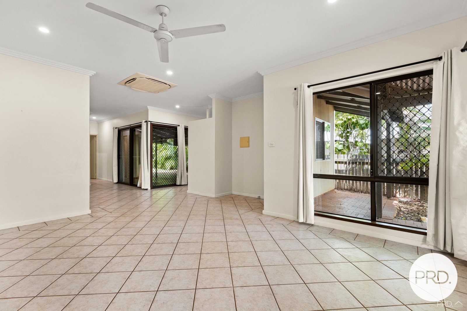 34b Glenister Loop CABLE BEACH 8