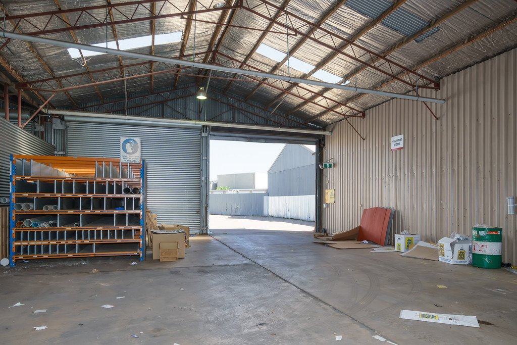 35-37 Dobney Avenue WAGGA WAGGA 6