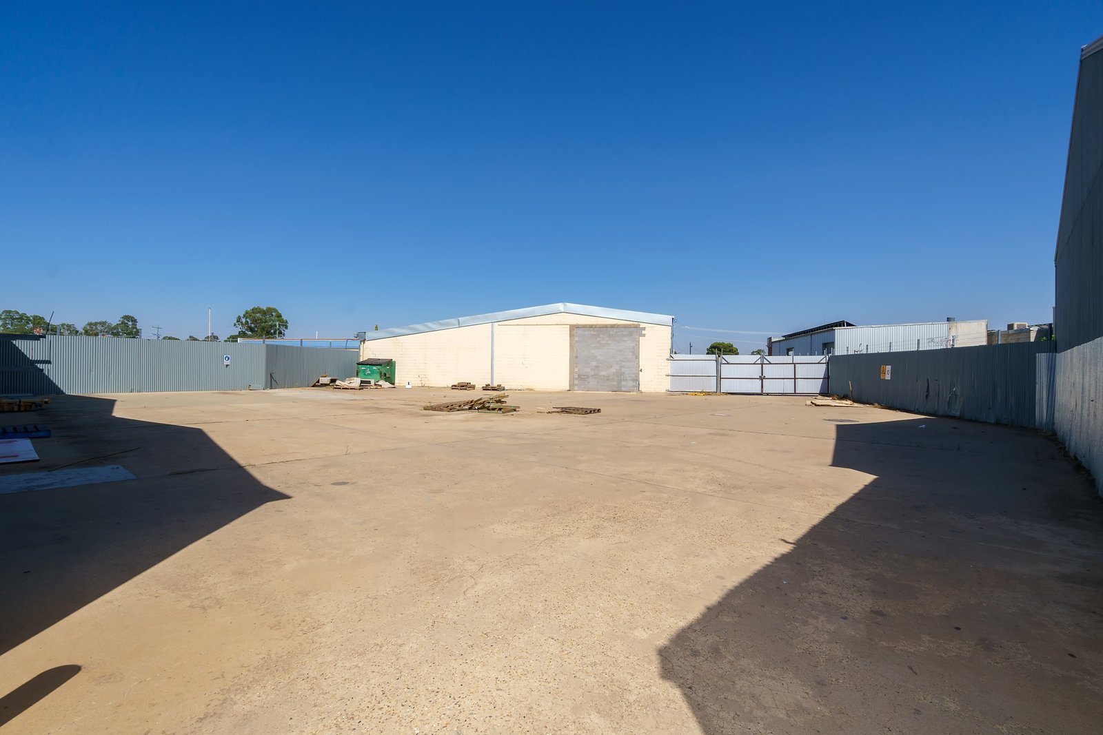 35-37 Dobney Avenue WAGGA WAGGA 9