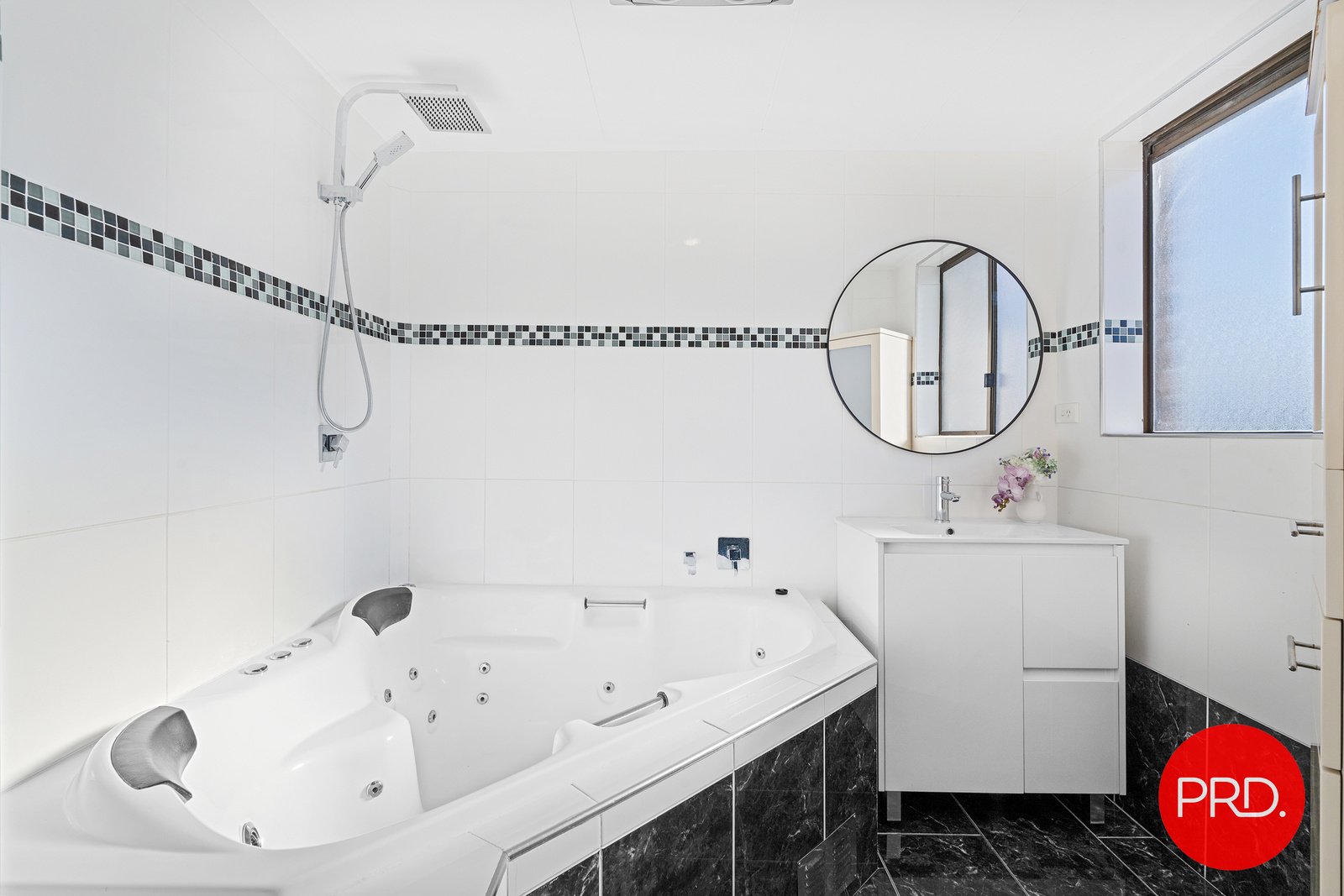 3/5-7 English Street KOGARAH 8