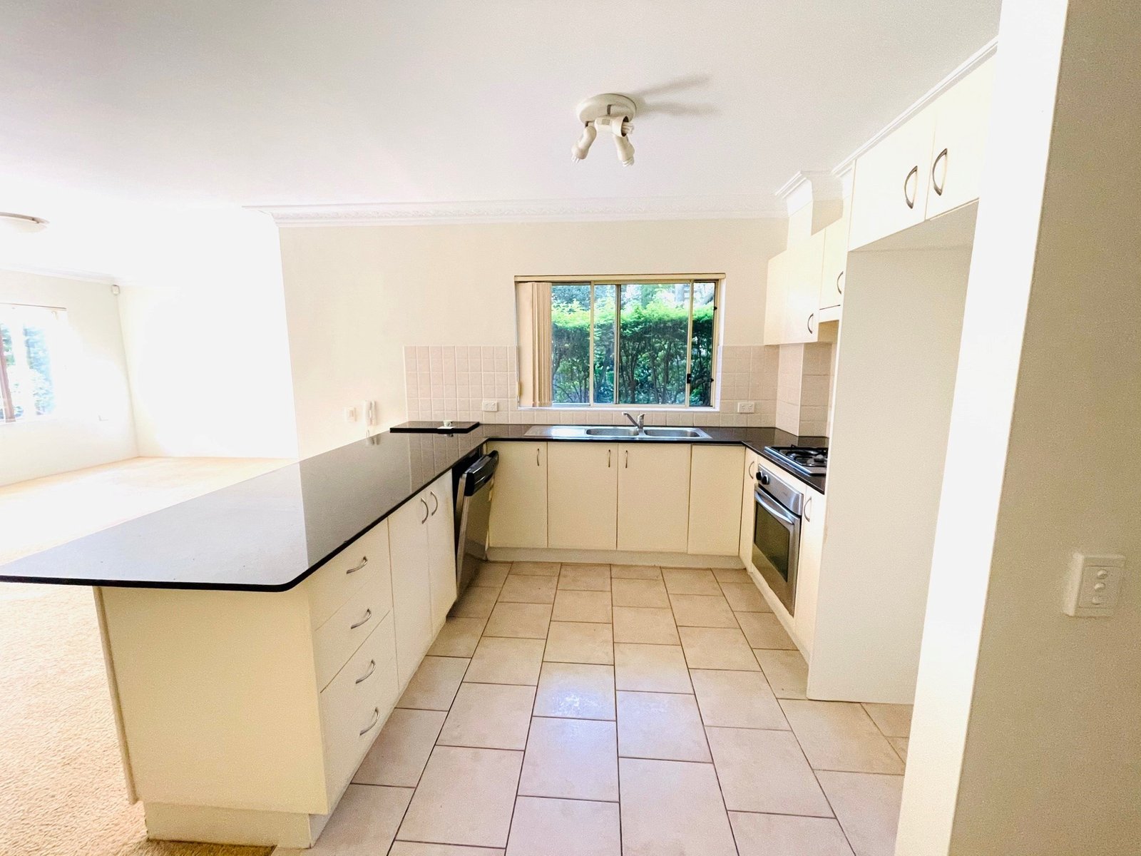 3/5-9 Bellevue Street KOGARAH 3